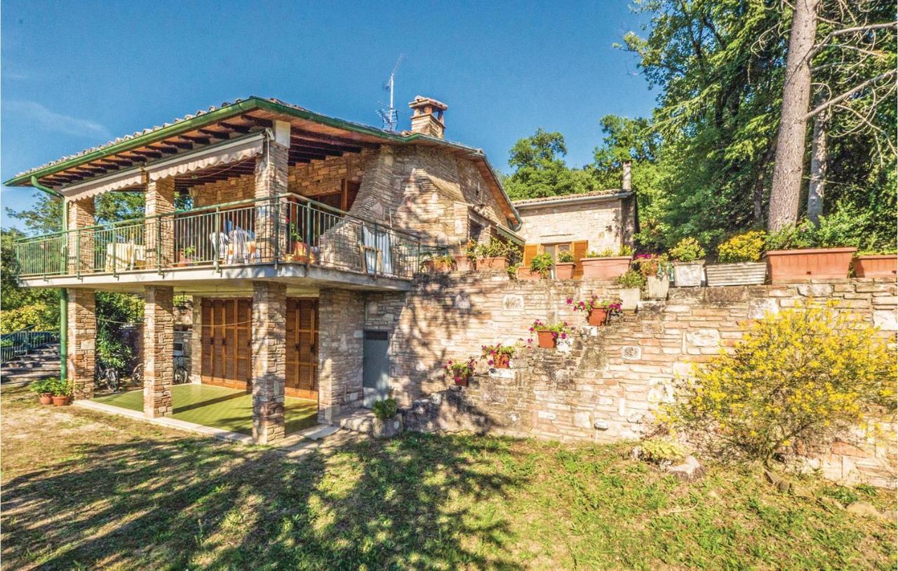 Cozy Home In Magione -Pg- With Wifi San Feliciano Exterior photo