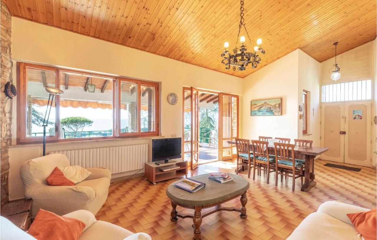 Cozy Home In Magione -Pg- With Wifi San Feliciano Exterior photo